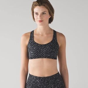 Lululemon Free to Be Tranquil Bra